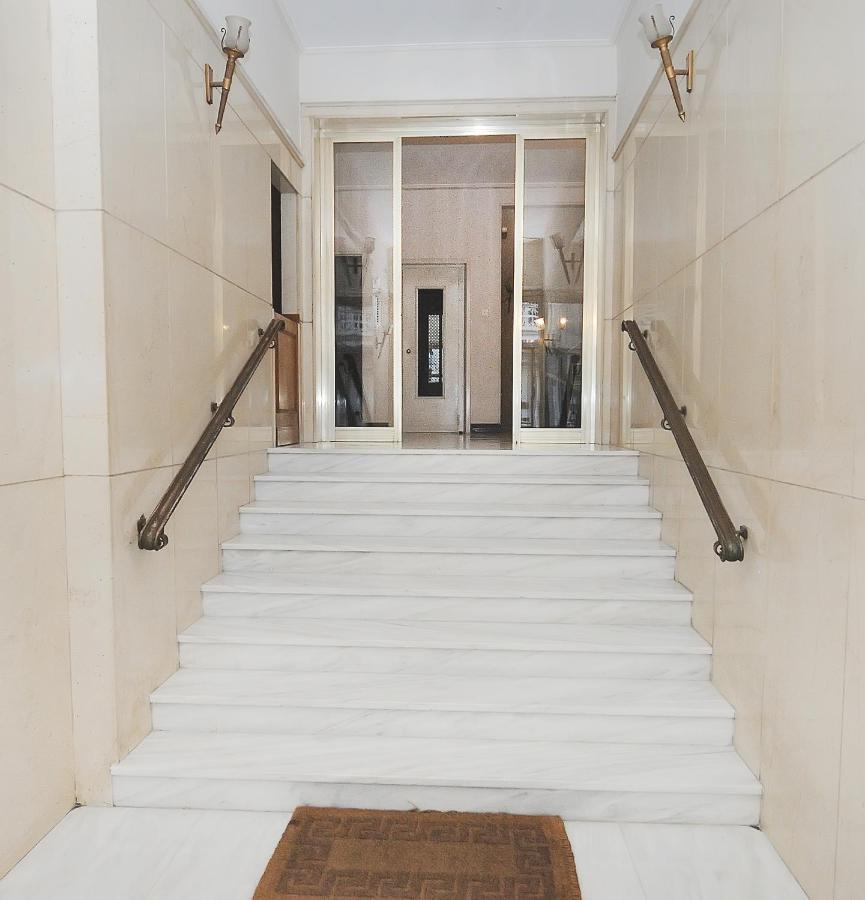 Kolonaki, Karneadou Atenas Exterior foto